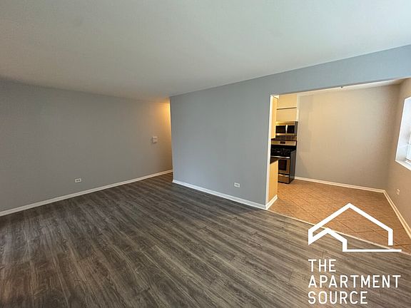 3rd image of 3057 N Narragansett Ave APT 2