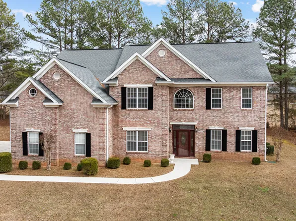 110 Kellens Ct, Fayetteville, GA 30215