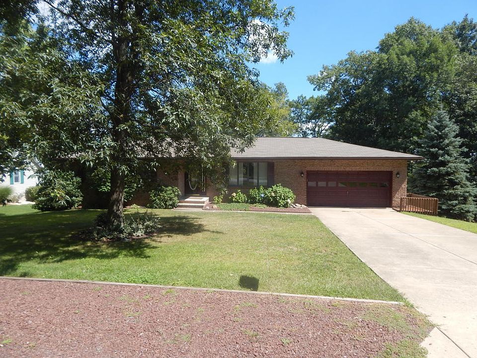 1st image of 26 Fawnwood Dr