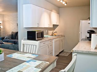 8450 E Old Spanish Trl APT 130, Tucson, AZ 85710