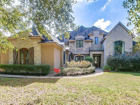 3rd image of 12611 Hunters Canyon Ln