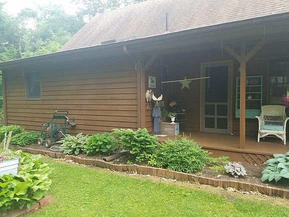 3rd image of 215 County Road 1675