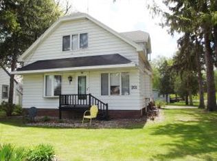 201 E Main St, Fremont, WI 54940