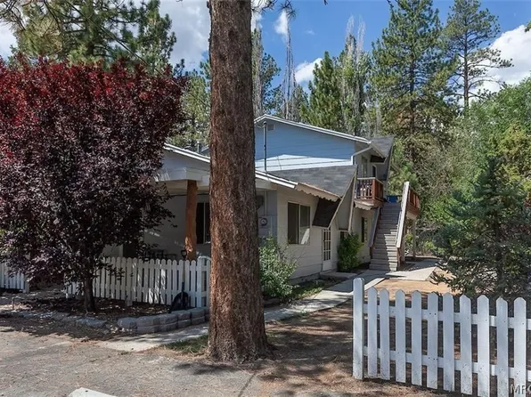 1017 Greenway Dr, Big Bear City, CA 92314