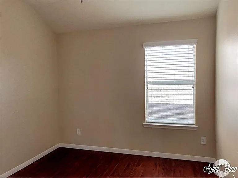30318 Emerson Creek Dr — Photo 25