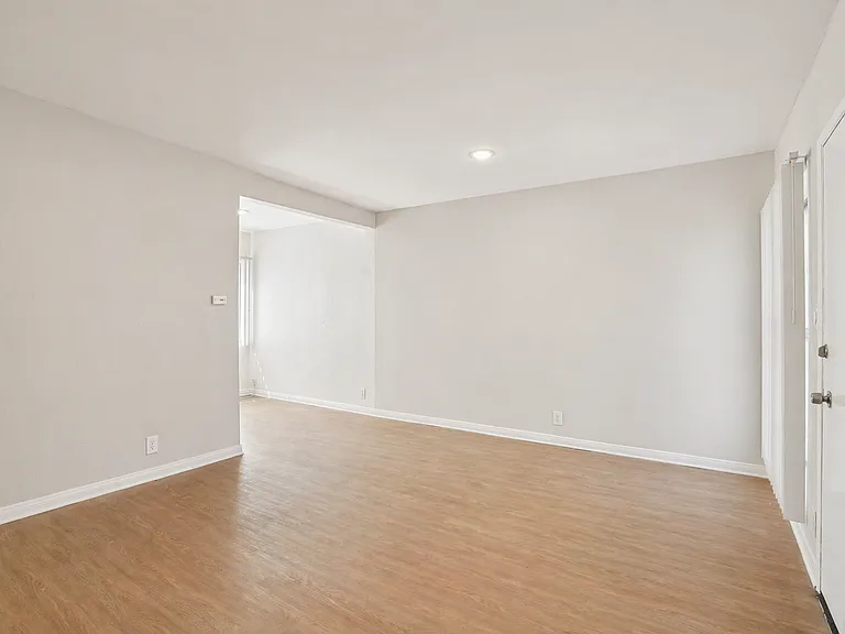 12323 Texas Ave — Photo 60
