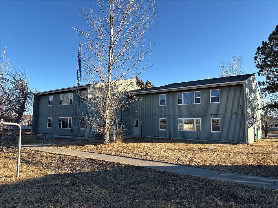 1st image of 423 Pondera Ave.