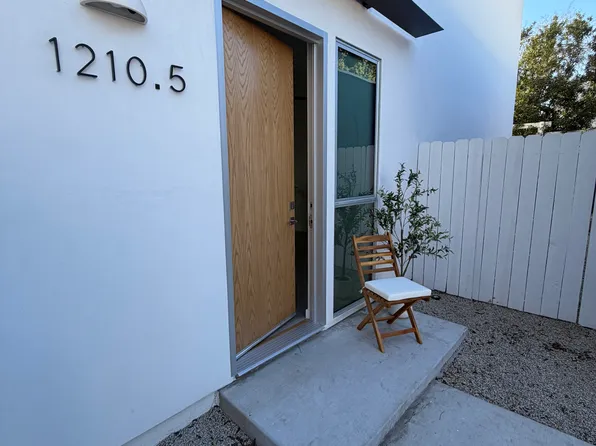 1210.5 Manzanita St, Los Angeles, CA 90029