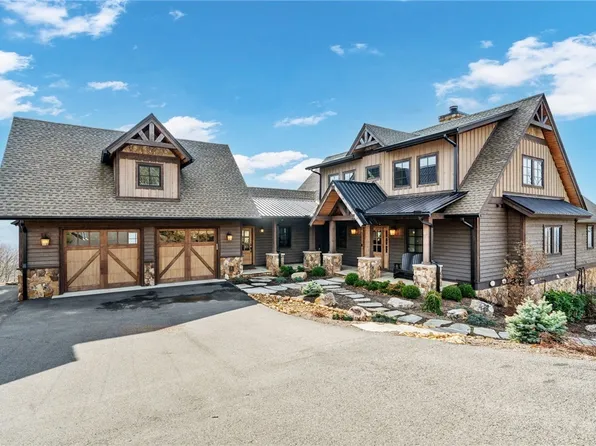 30 Valley Watch Court, Banner Elk, NC 28604