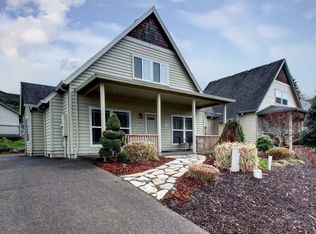 140 S Palisade St, Rockaway Beach, OR 97136