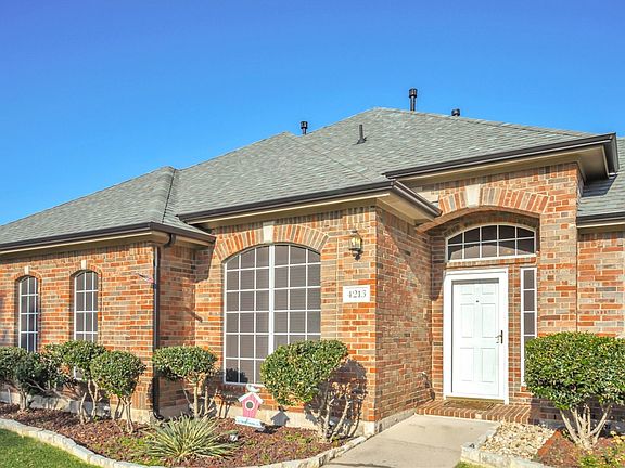 4th image of 4213 Forestedge Dr