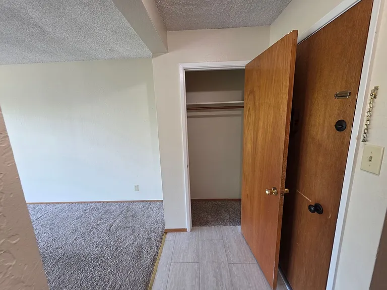 2201-2221 Princeton Dr — Photo 16