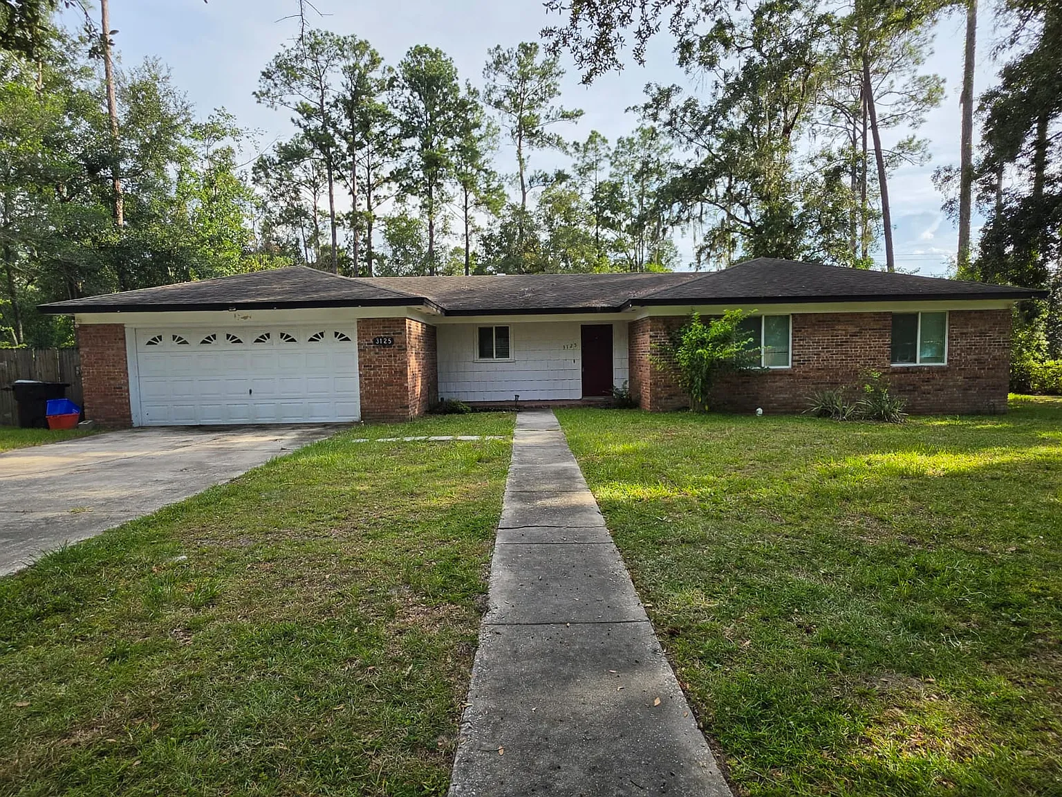 4 bed, 1650 sqft, $2,200 — Photo 1