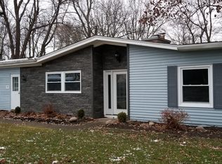 1615 Lakeview Rd, Lake View, NY 14085