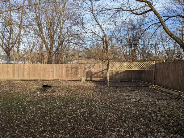 87 N Orchard Dr, Park Forest, IL 60466