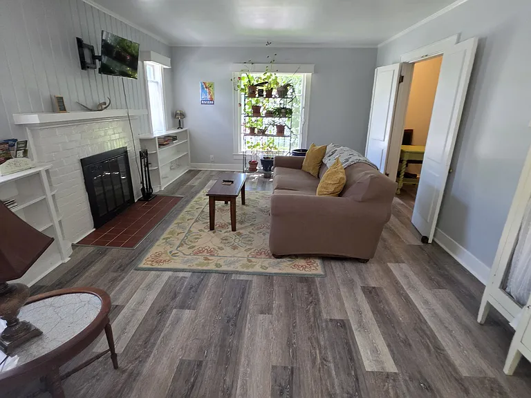 701 Vine St — Photo 4