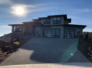 11982 SW Viewcrest Ct, Tigard, OR 97224