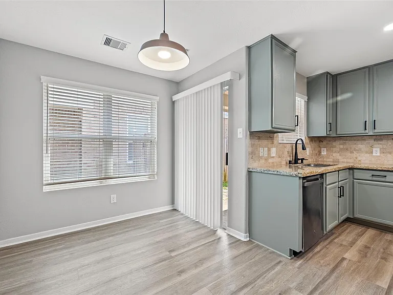 14423 Idylwild Wood Way — Photo 14