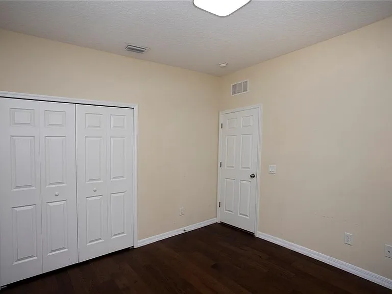 1319 Rowantree Dr — Photo 24