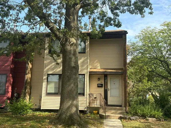 170 Canterbury Ct, East Windsor, NJ 08520