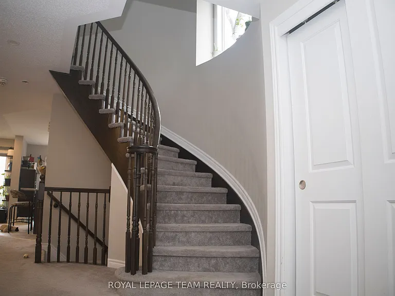 139 Sweetwater Ln — Photo 6