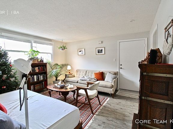 4th image of 2941 Eaton St #2941