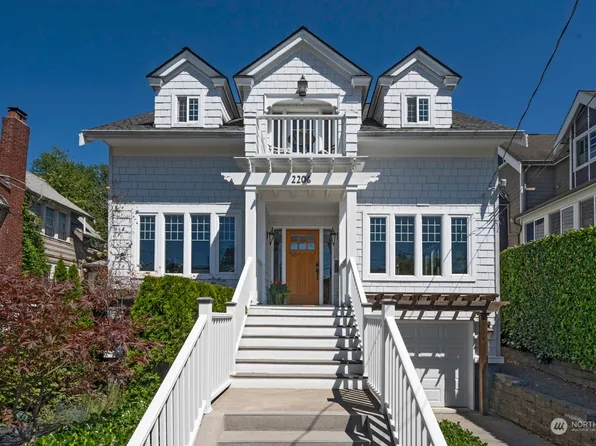 2206 2nd Avenue N, Seattle, WA 98109