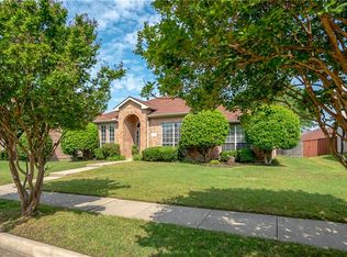 2601 Walnut Creek Dr, Mesquite, TX 75181