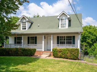2010 Windroe Dr, Clarksville, TN 37042