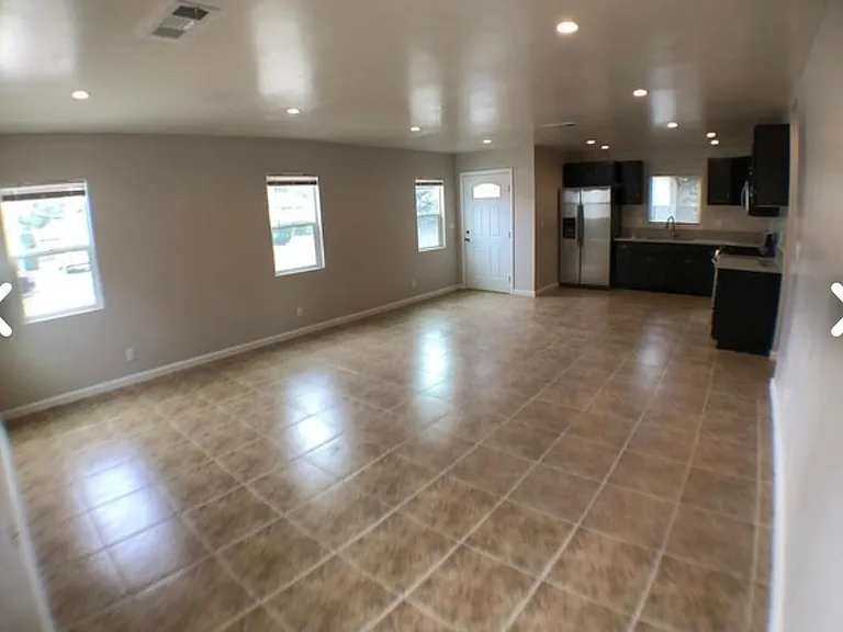 17411 W Haynes St — Photo 5