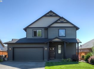 572 Polk Station Rd, Dallas, OR 97338