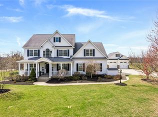 170 Dandyview Dr, Lower Burrell, PA 15068