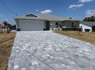 2213 SE 15th Terrace Cpe, Coral, FL 33990