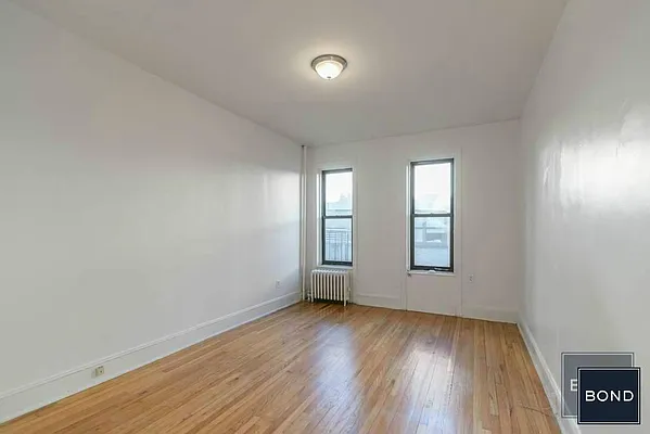 Rented by Bond New York | media 2