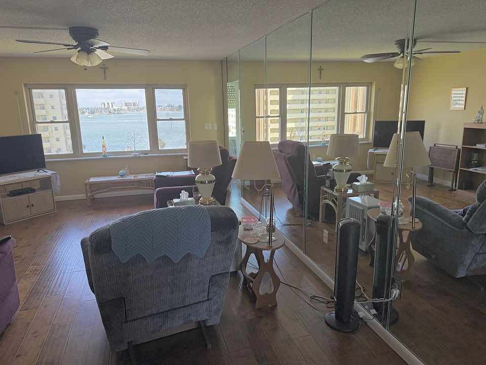 New Hardwood flooring throughout