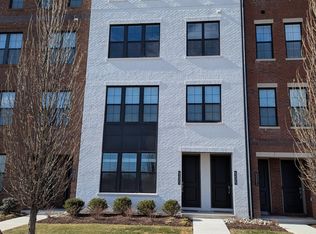 43525 Moorefield Blvd, Ashburn, VA 20148