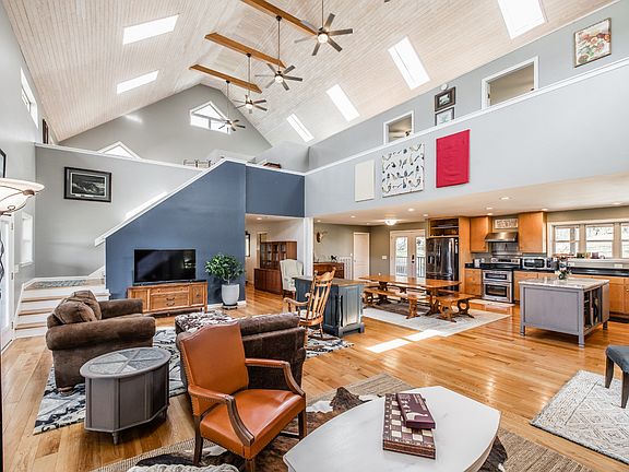 24th image of this home