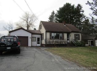 121 Silk St, Brewer, ME 04412