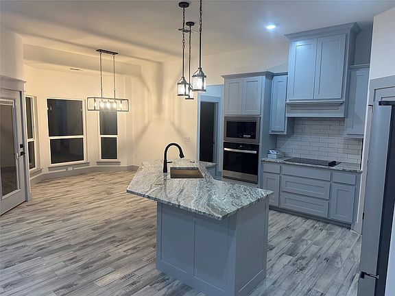 5th image of 295 Dairy Farm Rd