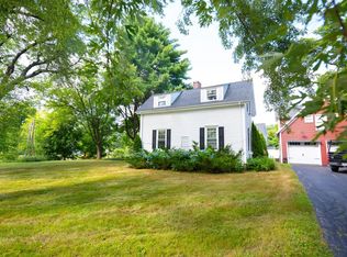 81 Depot Rd APT 1, Falmouth, ME 04105