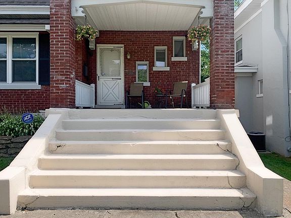 4th image of 2937 Lischer Ave