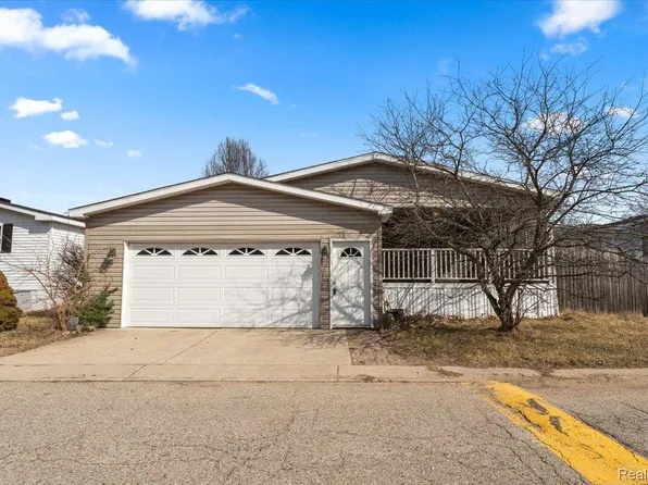 150 S Staebler Rd Lot 910, Ann Arbor, MI 48103