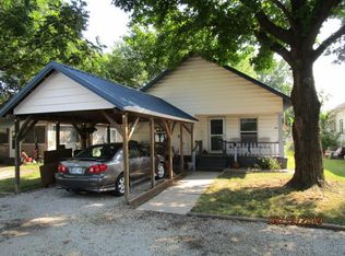 202 N Walnut St, Commerce, OK 74339