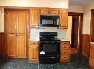 31 Hollywood St #2, Worcester, MA 01610