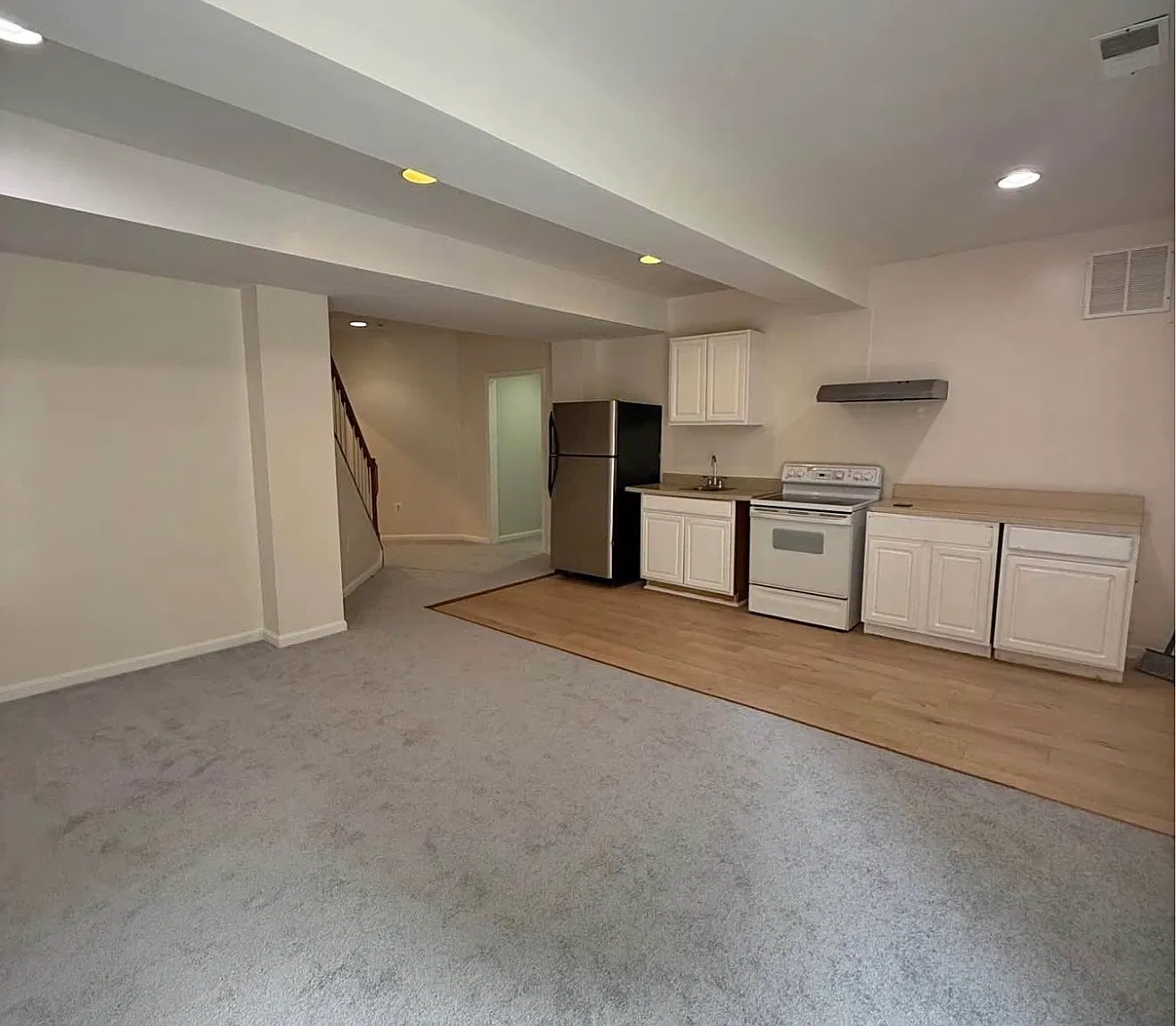 2 bed, 4246 sqft, $1,800 — Photo 1