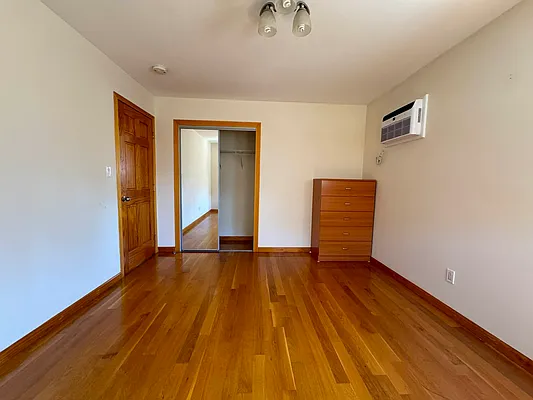 Rented by NY Space Finders Inc. | media 24