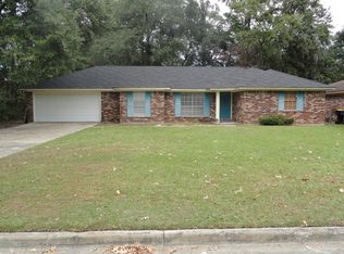 900 Old Mill Rd, Savannah, GA 31419