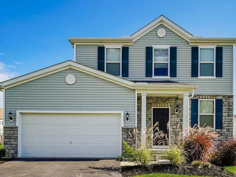 259 Glen Crossing Dr — Photo 1