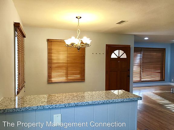 5th image of 5012 Coldbrook Ave