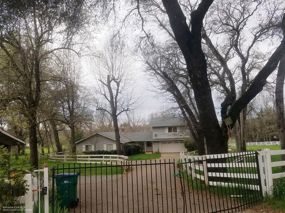 1st image of 10308 Quincy Ln
